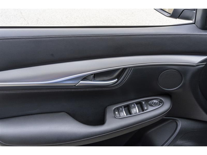 2022
Infiniti
***other***