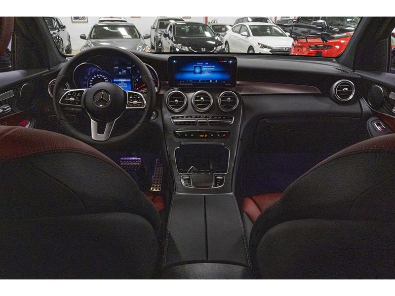 2022
Mercedes-Benz
***other***