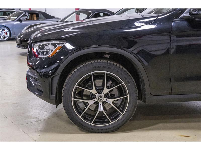 2022
Mercedes-Benz
***other***